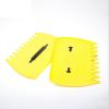 1 Pair Plastic Hand Rakes Leaf Collector Garden Scoop for Picking up Leaves - Yellow